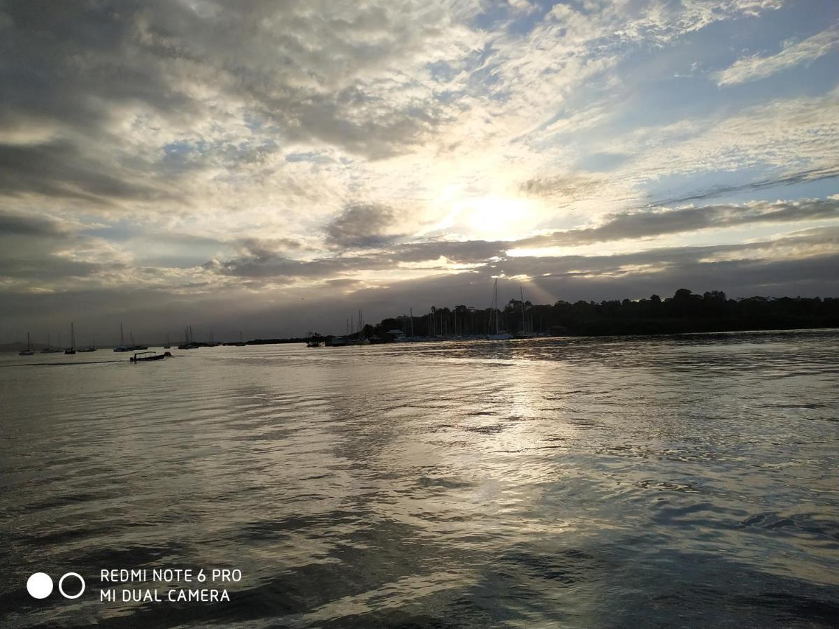 La Luciernaga Big Creek Bed & Breakfast Bocas Town Luaran gambar